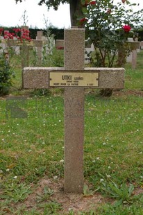 Le Cateau Military Cemetery - Utki, Leonti